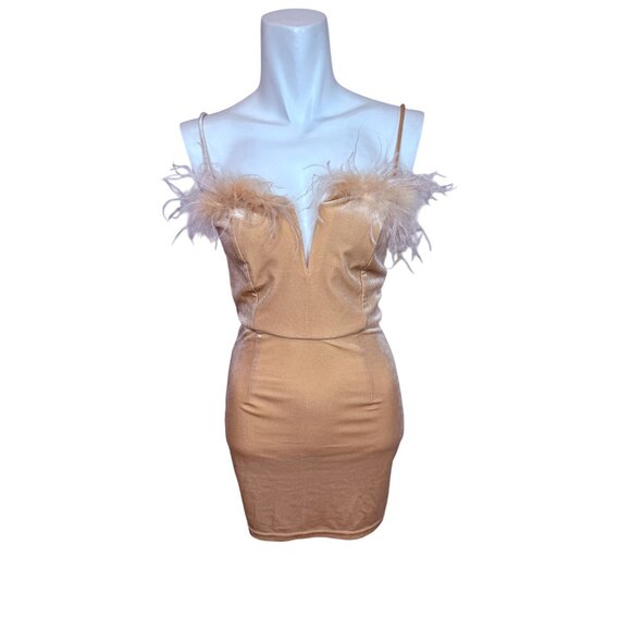 NEW Superdown Beige Cream Erika Feather Trim Velvet Mini Dress NWT - Size XS - Picture 9 of 9